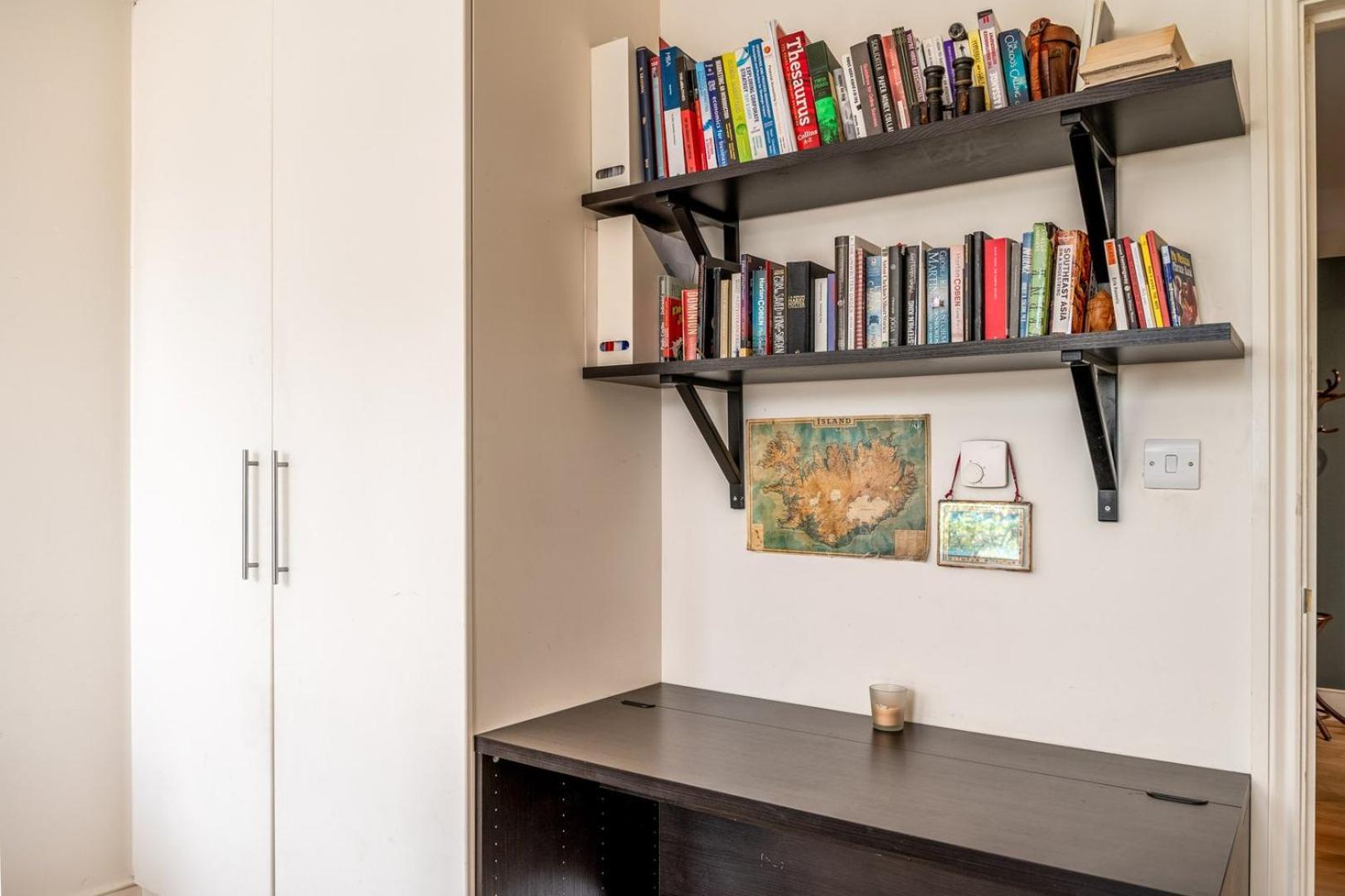 Bright & Spacious Battersea Flat Londen Buitenkant foto